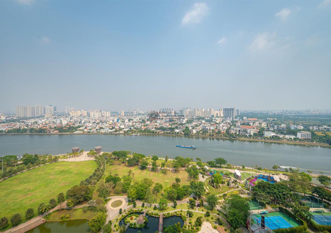 The Vinhomes Central Park Apartments - The Buildings Surrounding Landmark 81 Ho Chi Minh-Byen Eksteriør billede