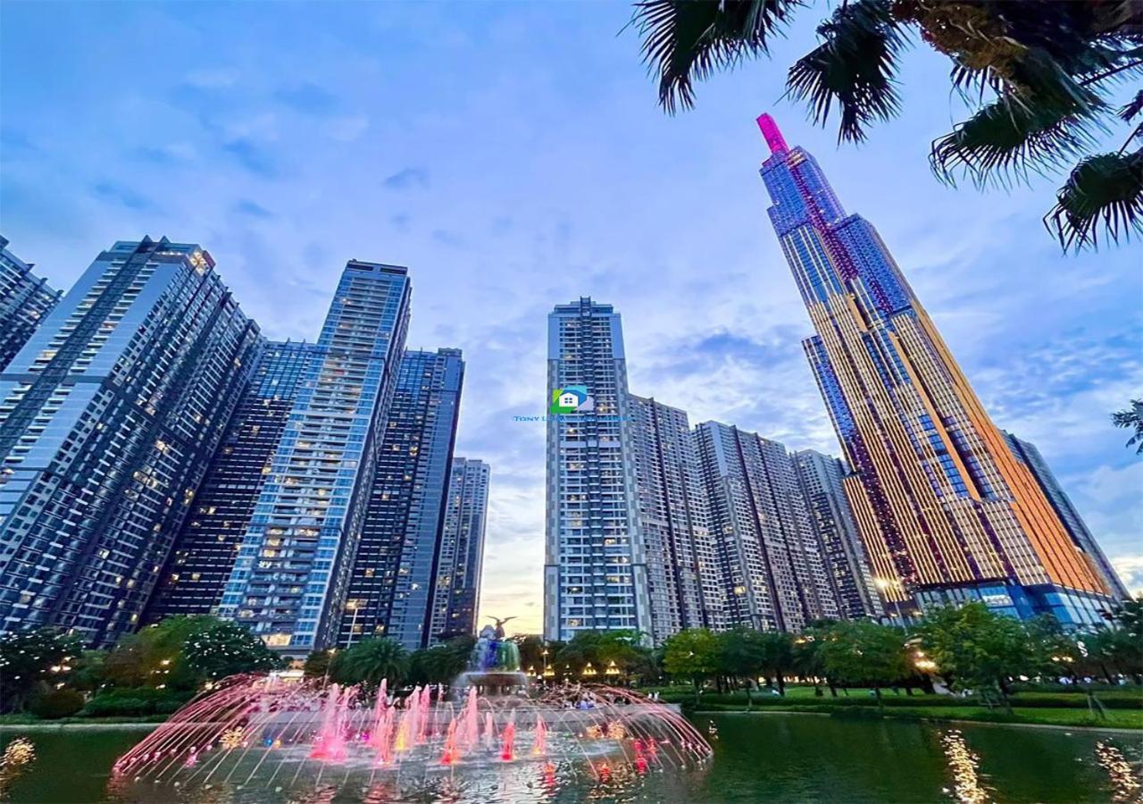 The Vinhomes Central Park Apartments - The Buildings Surrounding Landmark 81 Ho Chi Minh-Byen Eksteriør billede